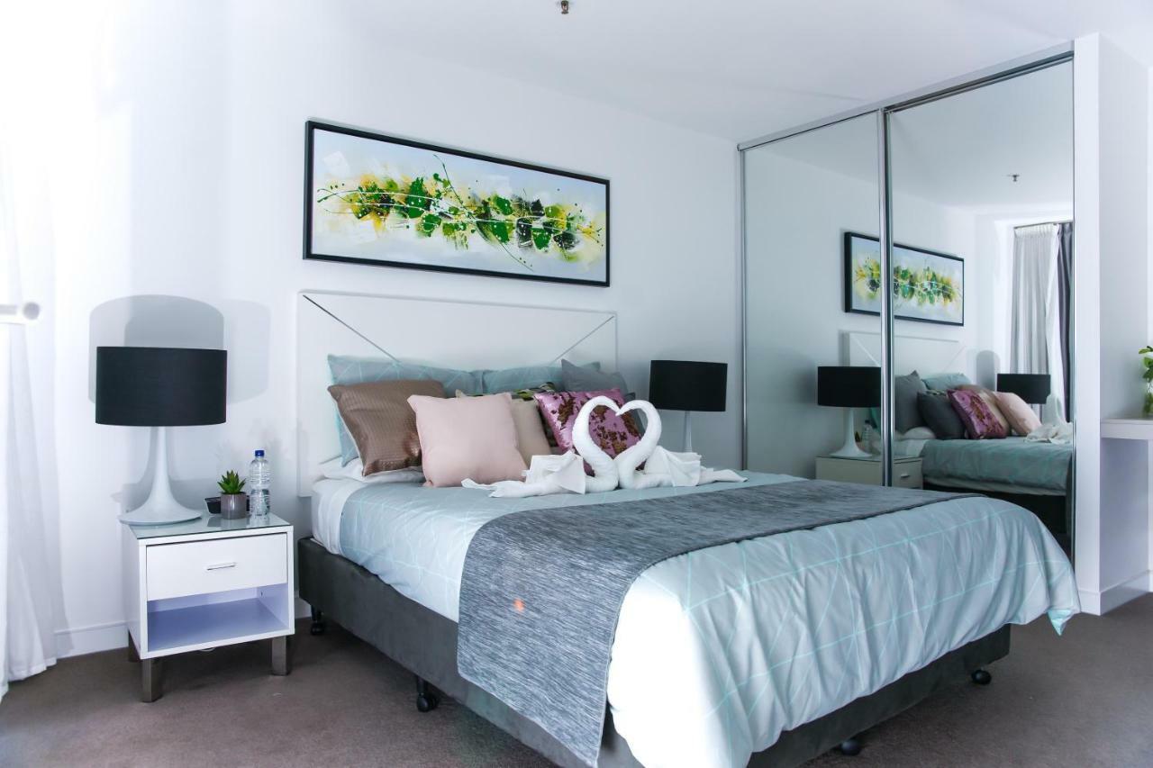 Serain Residences On Surfers Gold Coast Luaran gambar