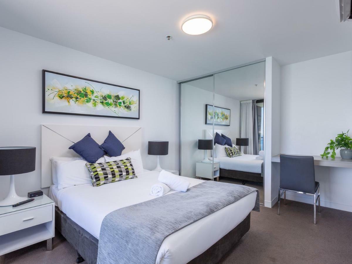 Serain Residences On Surfers Gold Coast Luaran gambar