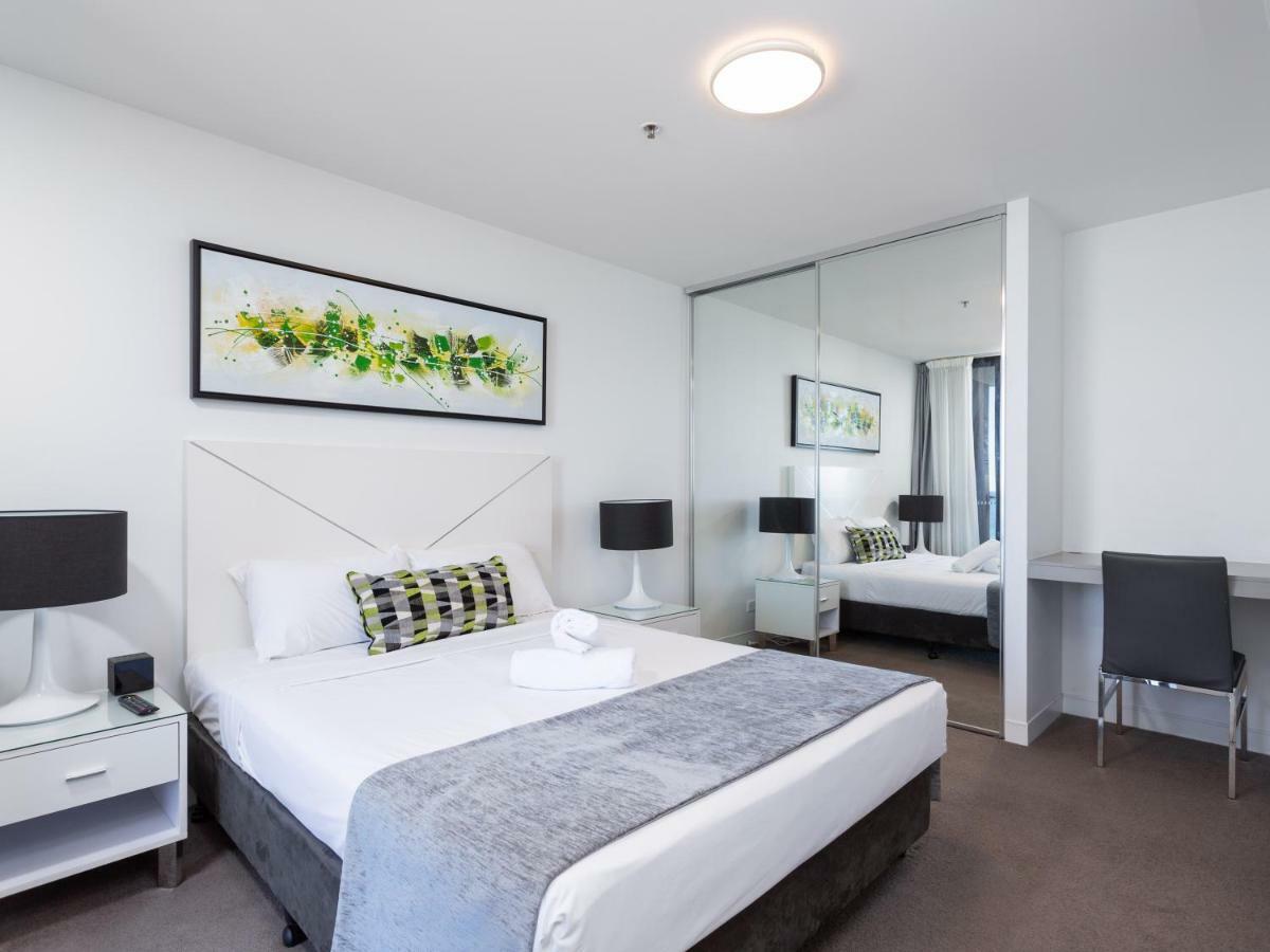 Serain Residences On Surfers Gold Coast Luaran gambar